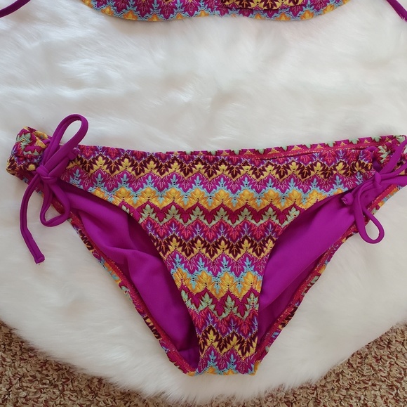 Fun Knit Bikini - Picture 3 of 5